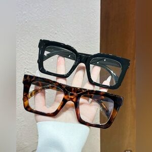 Stylish Black and Tortoiseshell Square Glasses never used